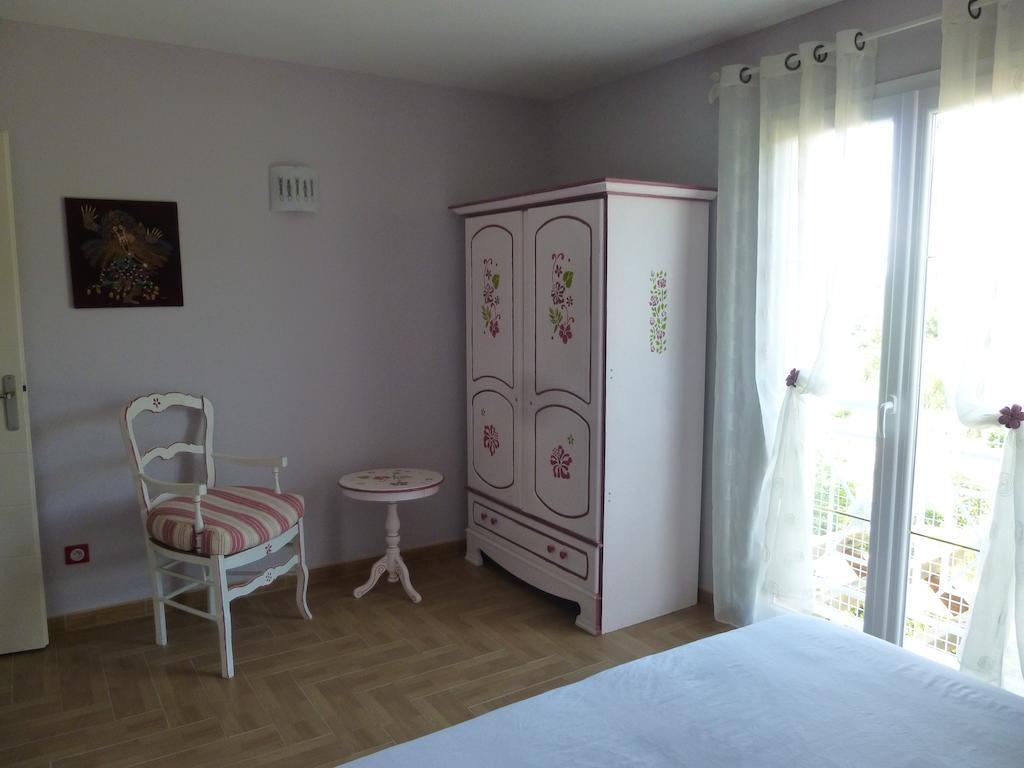 Domaine De Flo Adult A Partir De 16 Ans Bed & Breakfast Saint-Jean-de-la-Blaquiere Стая снимка